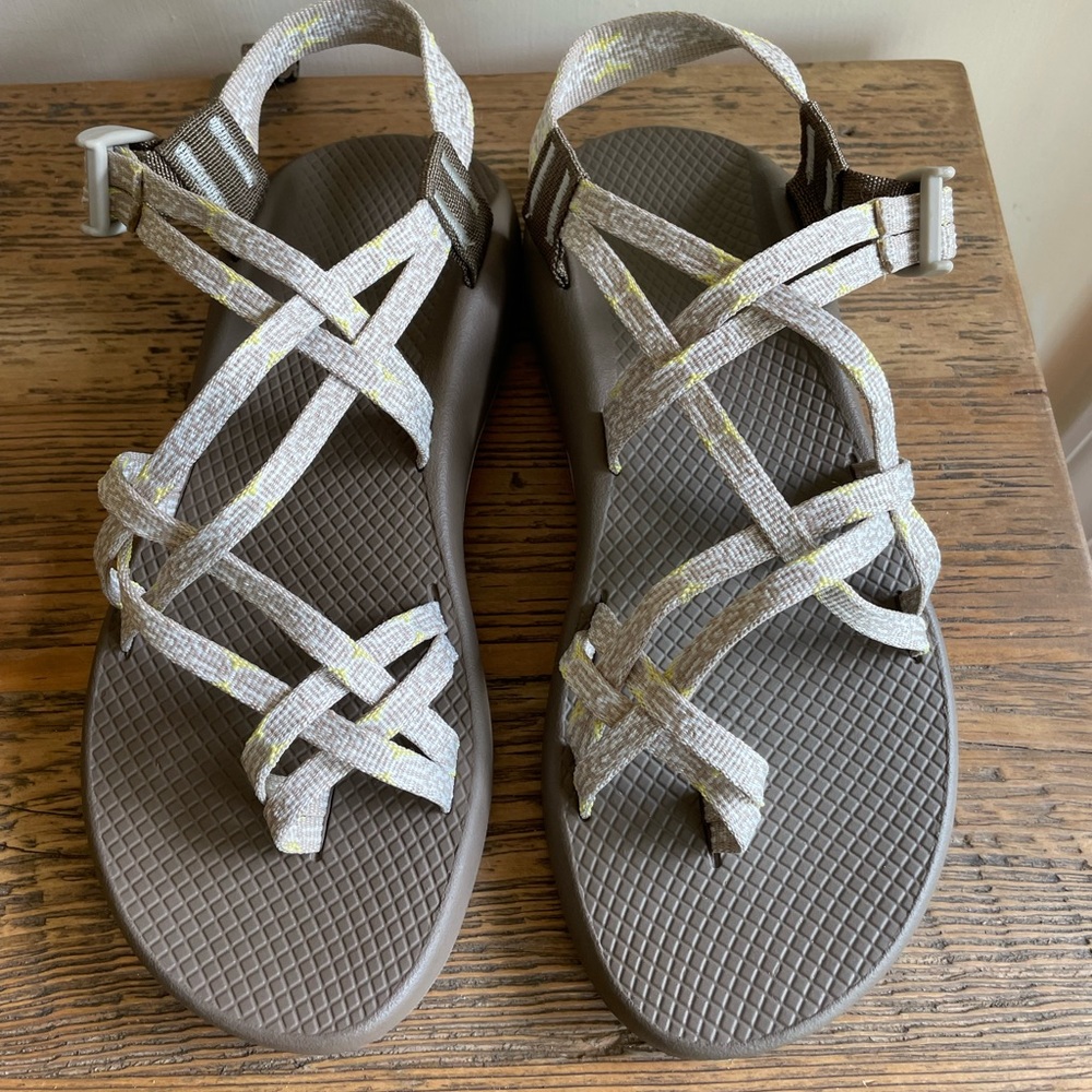 Chaco ZX2 sandals gray yellow Size 10